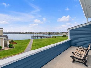 100 Baker Court 113, Island Park NY 11558