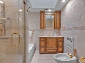 100 Baker Court 113, Island Park NY 11558