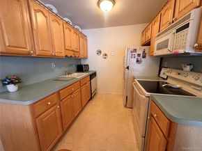 258 Newcastle Court F, Ridge NY 11961