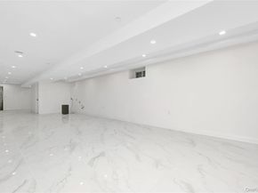 14521 GUY R BREWER Boulevard, Springfield Gardens NY 11434