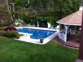 74 Lauren Avenue, Dix Hills NY 11746