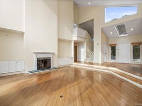 Undisclosed Address #951406, Westhampton NY 11977