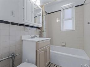 42-30 Douglaston Parkway 2P, Douglaston NY 11363