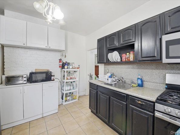 233 S 5th Avenue, Mount Vernon NY 10550