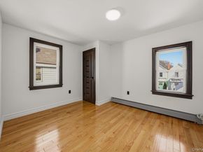 118-27 201st Street, Saint Albans NY 11412