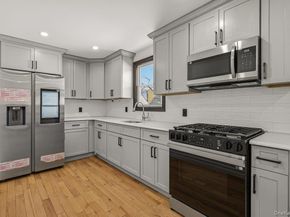 118-27 201st Street, Saint Albans NY 11412