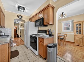 2726 Fenton Avenue, Bronx NY 10469