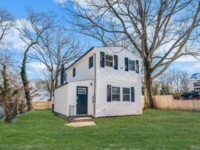27 Atlantic Drive, Sound Beach NY 11789