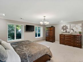 2 Yukon Drive, Woodbury NY 11797