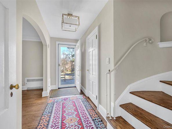 96 Quaker Ridge Road, Manhasset NY 11030