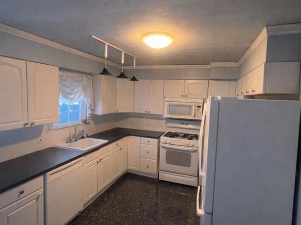 122 Rockaway Parkway, Valley Stream NY 11580