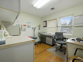 1 Arrowood Lane Lane, Melville NY 11747