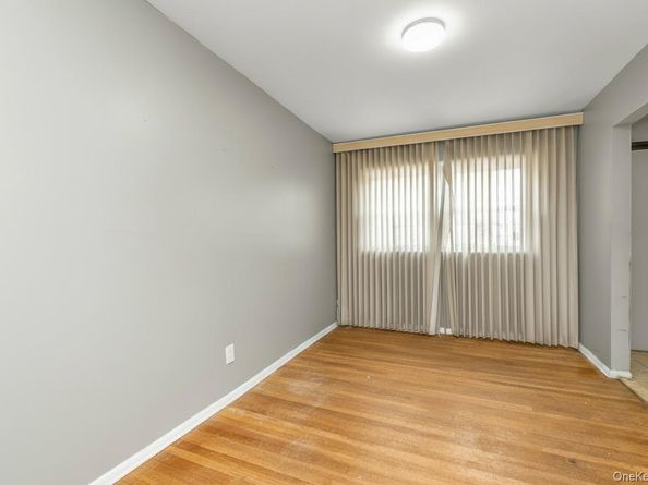 117-21 Francis Lewis Boulevard, Cambria Heights NY 11411