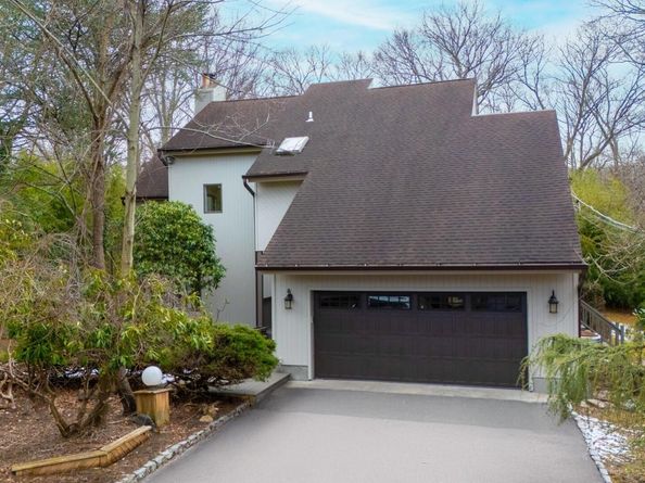 27 Ravine Road, Miller Place NY 11764