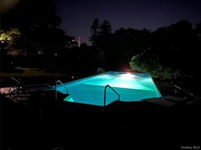 26 Julia Lane, East Northport NY 11731