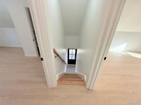 89 Oak Avenue, Shirley NY 11967