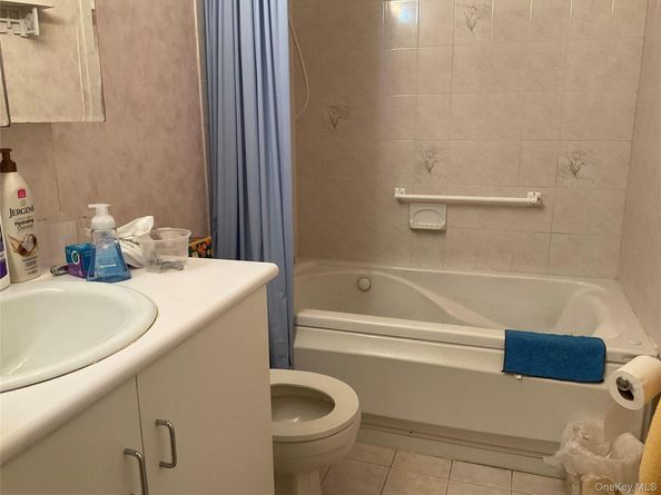 409 Village Circle N, Manorville NY 11949