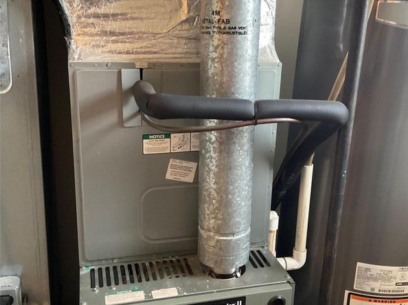 409 Village Circle N, Manorville NY 11949