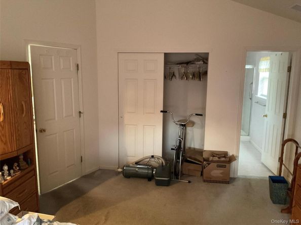 409 Village Circle N, Manorville NY 11949