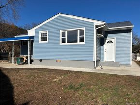 188 Forrest Place, Bay Shore NY 11706