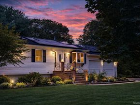 10 Joanna Place, Port Jefferson Station NY 11776