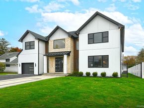 39 Forest Lane, Westbury NY 11590