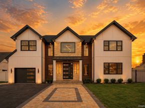 39 Forest Lane, Westbury NY 11590