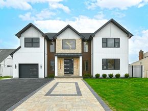 39 Forest Lane, Westbury NY 11590