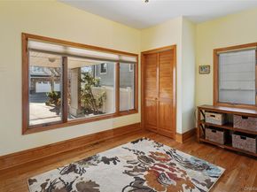 991 W Park Avenue, Long Beach NY 11561