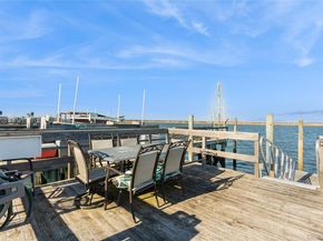 991 W Park Avenue, Long Beach NY 11561