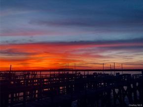 991 W Park Avenue, Long Beach NY 11561