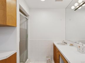 991 W Park Avenue, Long Beach NY 11561