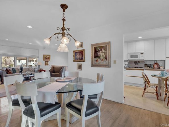 2988 Bond Drive, Merrick NY 11566