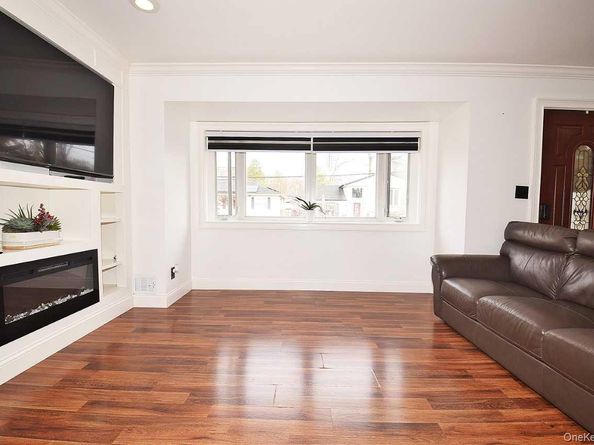 50 Croley Street, Huntington NY 11743