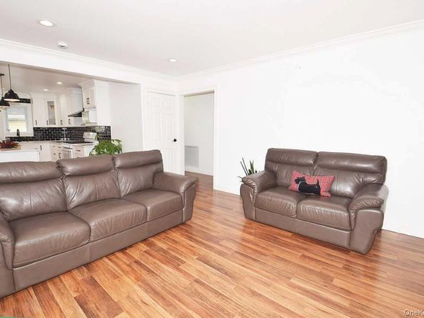 50 Croley Street, Huntington NY 11743