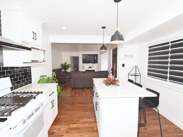 50 Croley Street, Huntington NY 11743