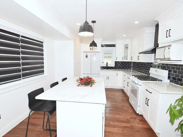 50 Croley Street, Huntington NY 11743