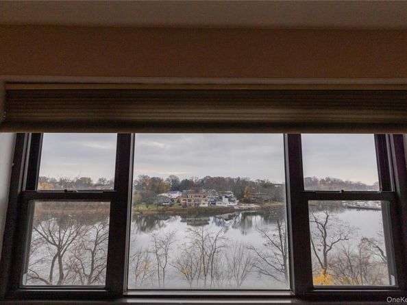 266 Pelham Road 4H, New Rochelle NY 10805