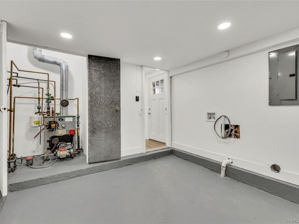 21 John Drive, Farmingville NY 11738