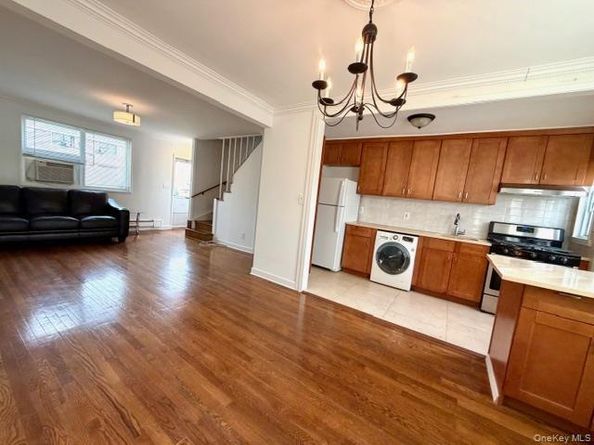 216-11 73 Ave Duplex, Bayside NY 11364