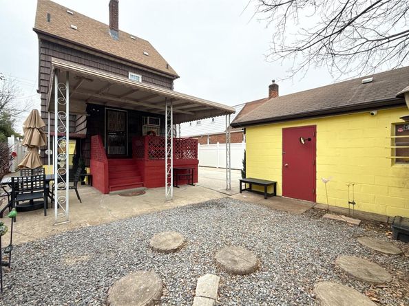 13437 58th Road, Flushing NY 11355