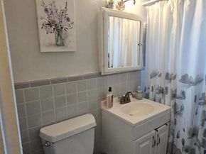 155-45 81 St. 81 18, Howard Beach NY 11414