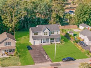 817 Pondview Road, Riverhead NY 11901