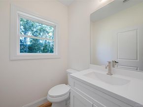 817 Pondview Road, Riverhead NY 11901