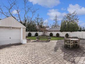 175 Primrose Drive, North New Hyde Park NY 11040