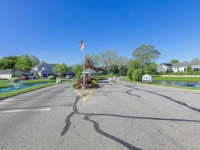 477 Woodscreek Court, Moriches NY 11955