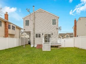 54 5th Street, Ronkonkoma NY 11779