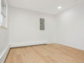 54 5th Street, Ronkonkoma NY 11779