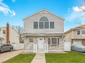 54 5th Street, Ronkonkoma NY 11779