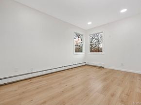 54 5th Street, Ronkonkoma NY 11779